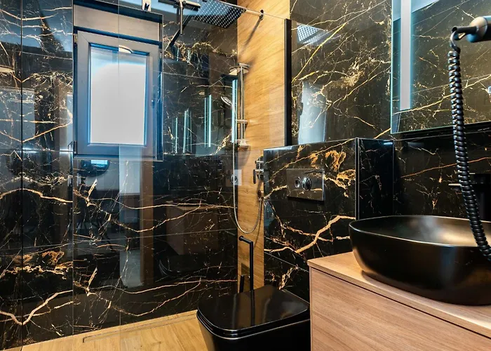 Royal 1 By Interhome